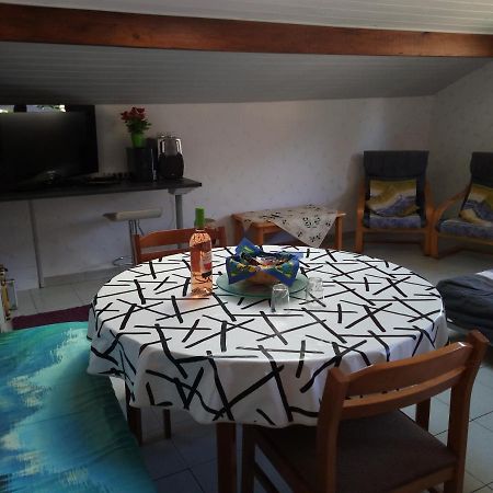 Zimmer mit Frühstück Challes-les-Eaux Exterior foto